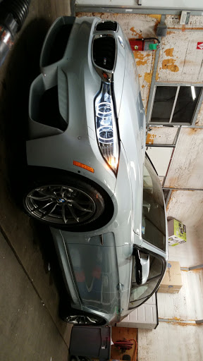 BMW Dealer «BMW of Oyster Bay», reviews and photos, 145 Pine Hollow Rd, Oyster Bay, NY 11771, USA