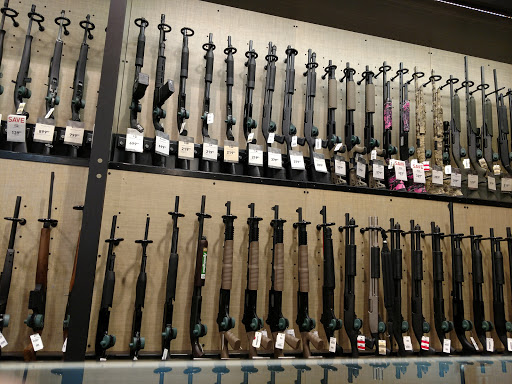 Outdoor Sports Store «Field & Stream», reviews and photos, 2075 Interchange Rd, Erie, PA 16509, USA