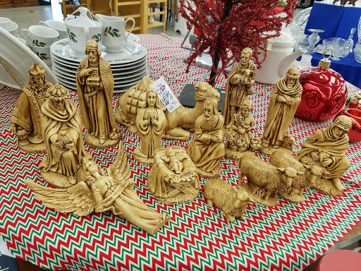 Thrift Store «Purple Cow», reviews and photos, 6586 Jones Creek Rd, Baton Rouge, LA 70817, USA