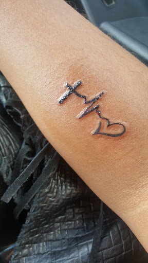 Tattoo Shop «Electric Chair Tattoo & Piercing», reviews and photos, 8722 Richmond Ave, Houston, TX 77063, USA