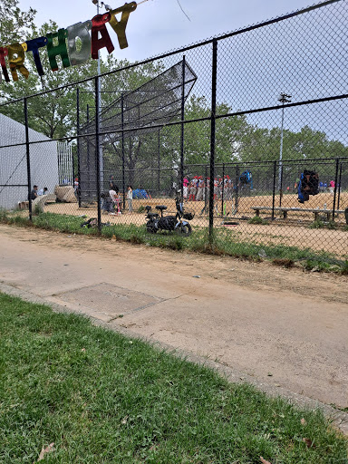 Park «Harris Park», reviews and photos, Goulden Ave, Bronx, NY 10468, USA