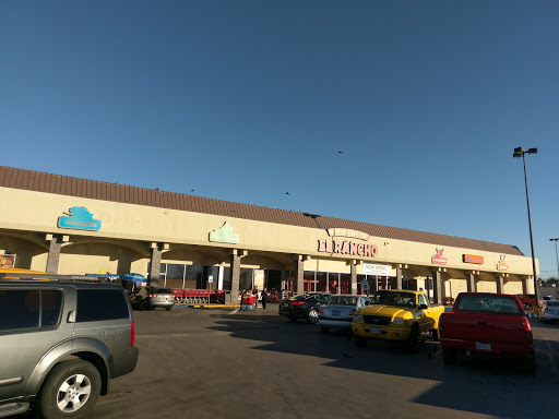 Mexican Grocery Store «El Rancho Supermarket», reviews and photos, 1212 N Beach St, Fort Worth, TX 76111, USA