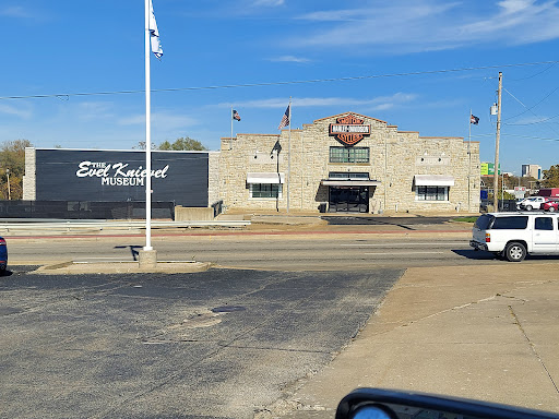 Harley-Davidson Dealer «Historic Harley-Davidson», reviews and photos, 2047 SW Topeka Blvd, Topeka, KS 66612, USA