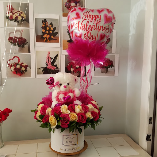 Florist «Fiesta Flowers & Gifts», reviews and photos, 3161 W Oakland Park Blvd, Fort Lauderdale, FL 33311, USA