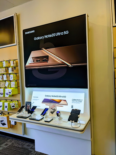 Cell Phone Store «Verizon Authorized Retailer - A Wireless», reviews and photos, 1681 Old Pendergrass Rd #130, Jefferson, GA 30549, USA