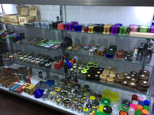 Tobacco Shop «Nirvana smoke shop», reviews and photos, 215 N Carroll Blvd, Denton, TX 76201, USA