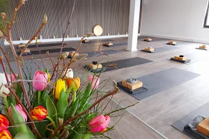Physio Yoga Loft by Melanie Schard - Zentrum für Yoga und Gesundheit image