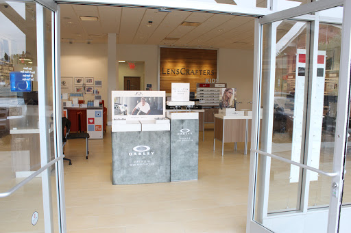 LensCrafters image