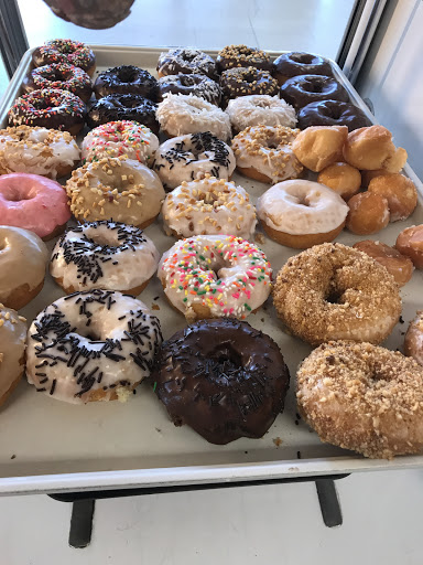 Donut Shop «Donut City», reviews and photos, 20941 Norwalk Blvd, Lakewood, CA 90715, USA