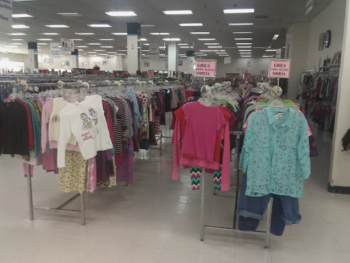 Thrift Store «UGM Super Thrift Store», reviews and photos, 2305 Airport Fwy #110, Irving, TX 75062, USA