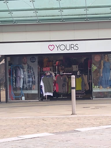 Yours Clothing