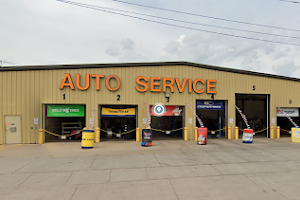 Fleet Farm Auto Service Center image