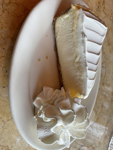 Restaurant «The Cheesecake Factory», reviews and photos, 2028 Chesterfield Center, Chesterfield, MO 63017, USA