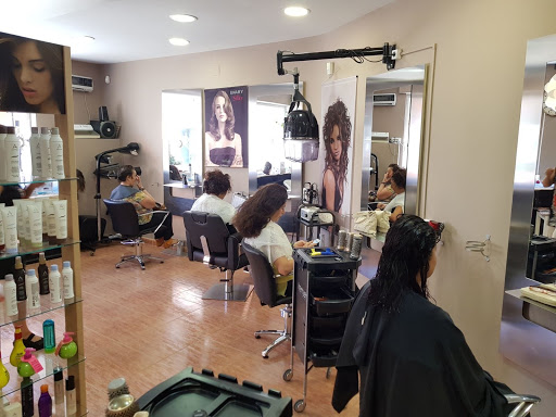 Peluquería y Estética Valquiria en Soto del Real, Madrid