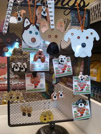 Pet Supply Store «Paws in the City Cary NC», reviews and photos, 1105 Tryon Village Dr #303, Cary, NC 27518, USA