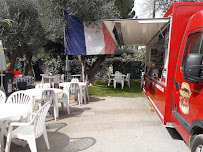 Atmosphère du Restaurant Yac Food Truck à Valbonne - n°2