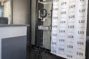 LUX Salon image