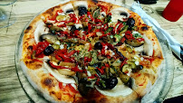 Plats et boissons du Pizzeria L'Atelier De La Pizza à Thuir - n°10