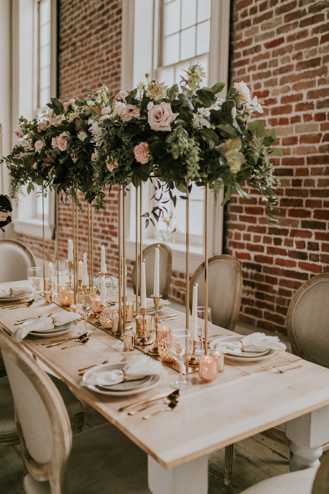 Hummingbird Floral Studio