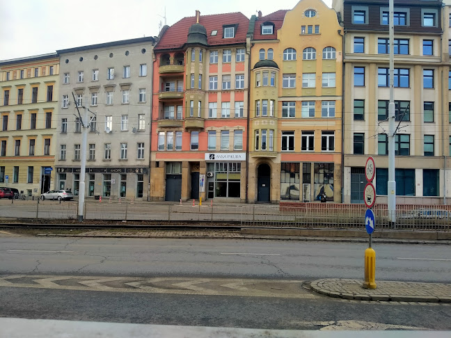 Pikura Anna. Instytut odnowy kolagenowej - Spa