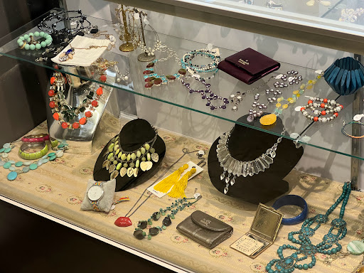 Thrift Store «City Opera Thrift Shop», reviews and photos