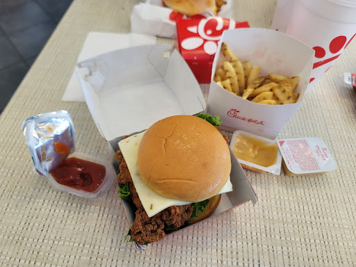 Fast Food Restaurant «Chick-fil-A», reviews and photos, 5206 73rd Ln E, Bradenton, FL 34203, USA