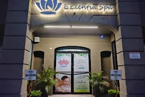 Ezzentia Spa image