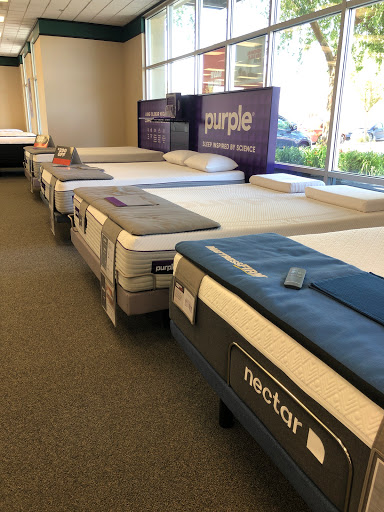 Mattress Store «Mattress Firm Lincoln», reviews and photos, 127 Ferrari Ranch Rd, Lincoln, CA 95648, USA