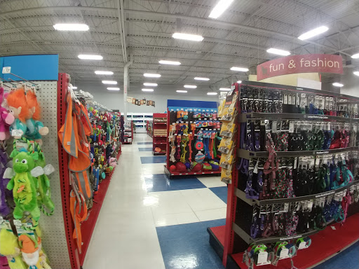 Pet Supply Store «Petco Animal Supplies», reviews and photos, 1231 Crossing Meadows Dr, Onalaska, WI 54650, USA