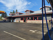 Red Carpet Car Wash South - Photo 7 - Car repair in Bend, OR, Bend