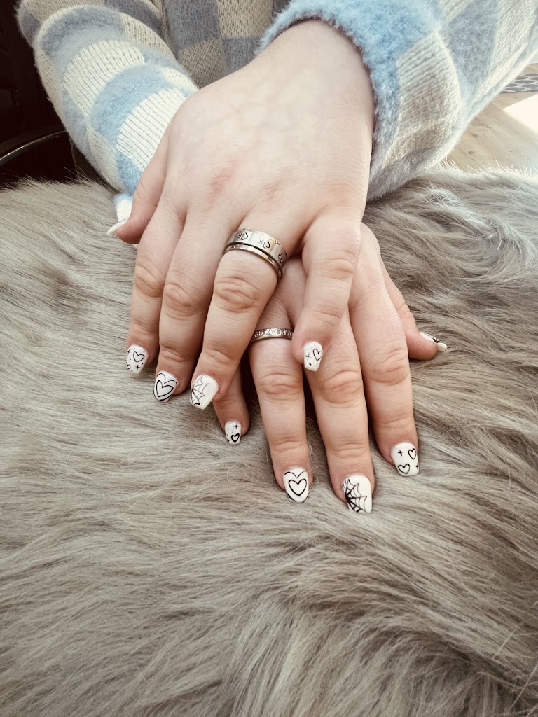 Hollywood Nails 37854