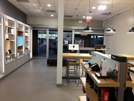 Cell Phone Store «Verizon», reviews and photos, 2500 E Imperial Hwy Ste 178, Brea, CA 92821, USA