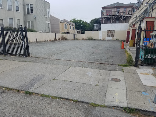 Laundromat «Telegraph Laundry», reviews and photos, 2801 Telegraph Ave, Oakland, CA 94609, USA