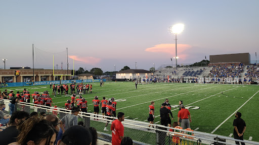 Stadium «Veterans Memorial Stadium, League City, Texas», reviews and photos, 2305 E Main St, League City, TX 77573, USA