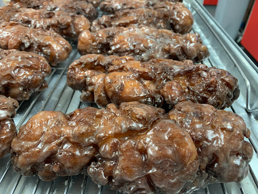 Donut Shop «Shipley Do-Nuts», reviews and photos, 1500 W Hebron Pkwy #100, Carrollton, TX 75010, USA