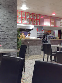 Atmosphère du Restaurant turc Istanbul Restaurant à Égletons - n°11