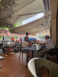Atmosphère du Restaurant Le Saint Eloi à La Colle-sur-Loup - n°1