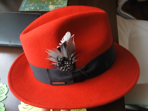 WITLEATHER - Producent kapeluszy i czapek ze Skoczowa. Sprzedaż wysyłkowa.