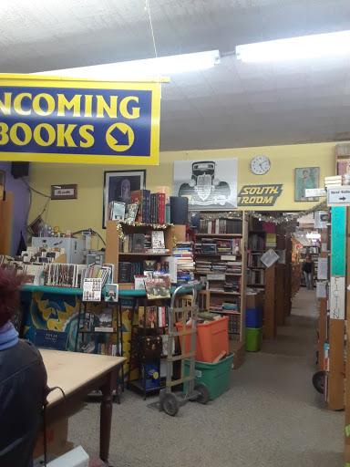 Book Store «Chamblin Bookmine», reviews and photos, 4551 Roosevelt Blvd, Jacksonville, FL 32210, USA