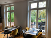 Atmosphère du L’ENTRACTE - Restaurant & Réception - Ville d'Avray - n°17
