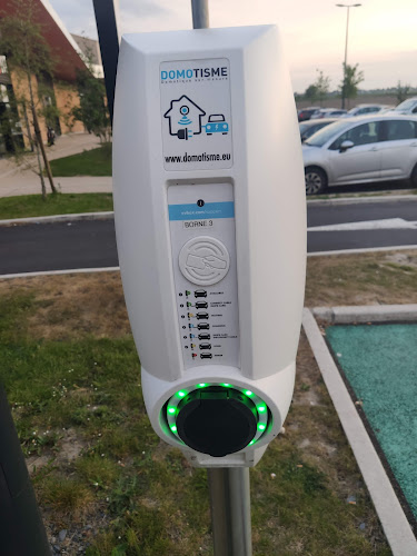 Station de recharge pour véhicules électriques à Carvin