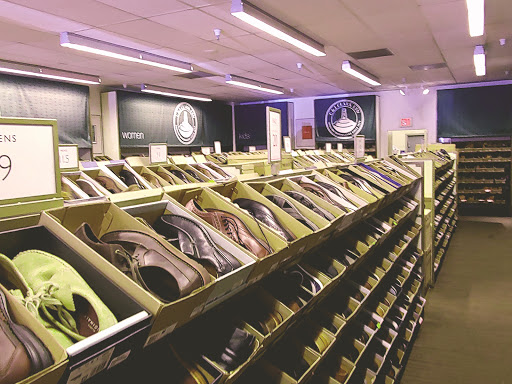 Shopping Mall «Vacaville Premium Outlets», reviews and photos, 321 Nut Tree Rd, Vacaville, CA 95687, USA