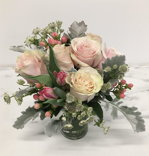 Florist «Roger Beck Florist», reviews and photos, 1100 E Franklin Ave, Minneapolis, MN 55404, USA