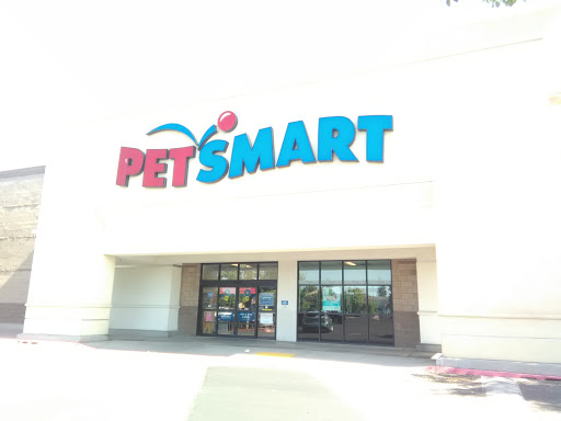 Pet Supply Store «PetSmart», reviews and photos, 3220 W Shaw Ave, Fresno, CA 93711, USA