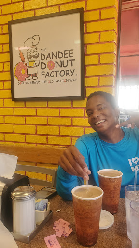 Donut Shop «Dandee Donut Factory», reviews and photos, 1900 E Atlantic Blvd, Pompano Beach, FL 33060, USA