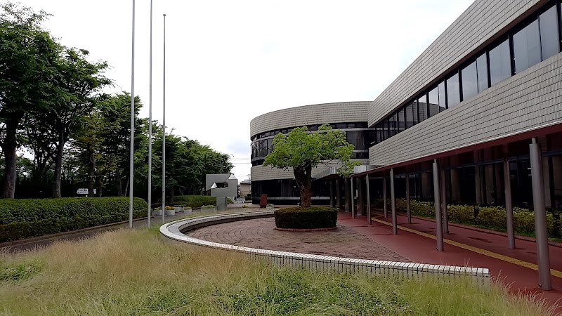 岡山市立中央図書館