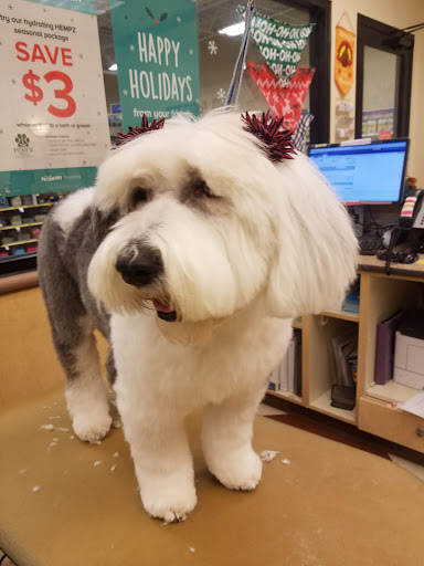 Pet Supply Store «PetSmart», reviews and photos, 1300 John F Kennedy Rd, Dubuque, IA 52002, USA