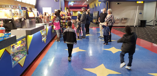 Movie Theater «Regal Cinemas Jewel 16», reviews and photos, 7200 Woodway Dr, Waco, TX 76712, USA