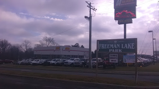 Used Car Dealer «44 Auto Mart - Elizabethtown», reviews and photos, 1403 N Dixie Hwy, Elizabethtown, KY 42701, USA