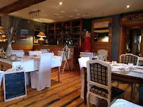 Atmosphère du Restaurant français Côté Pont Maison De Cuisine à Pontarlier - n°1